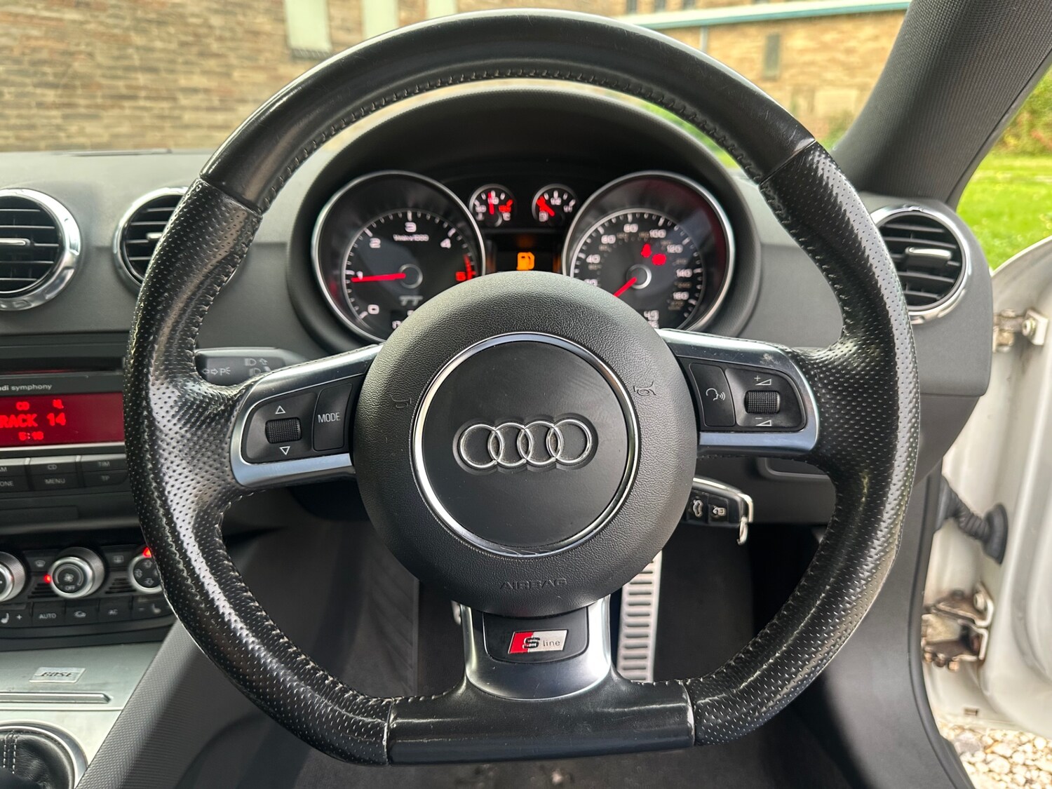 Used Audi TT 2010 for sale - 76032762: Photo 16