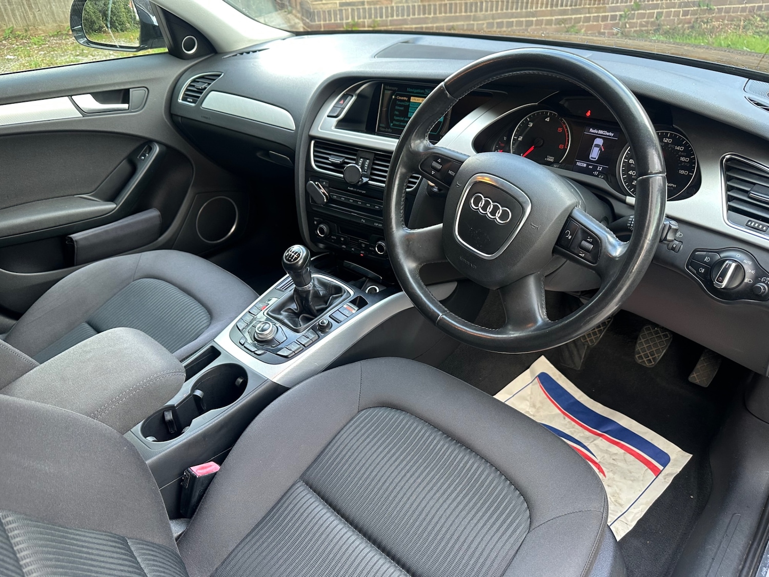 Used Audi A4 2009 for sale - 76129261: Photo 10