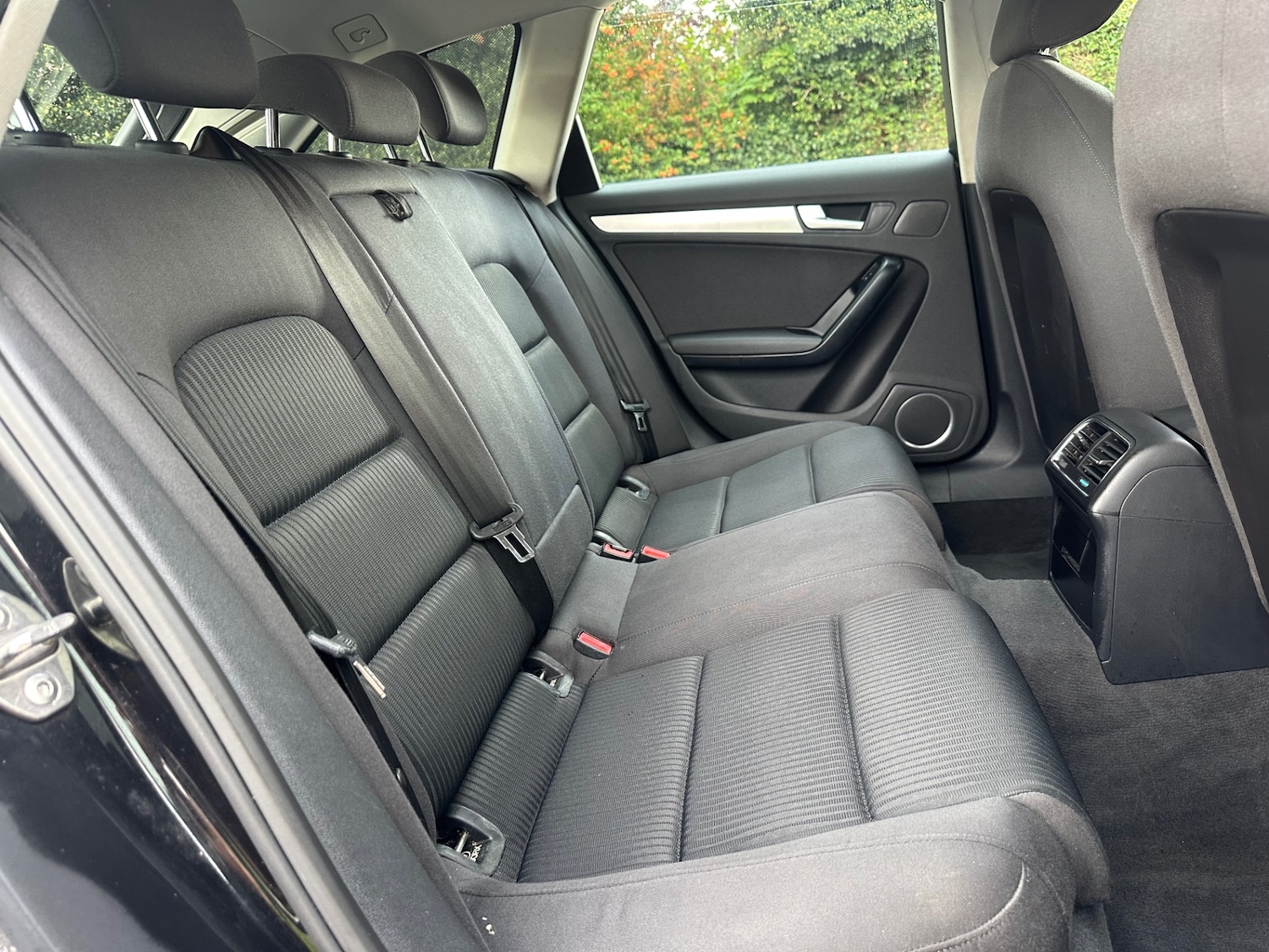 Used Audi A4 2009 for sale - 76129261: Photo 21