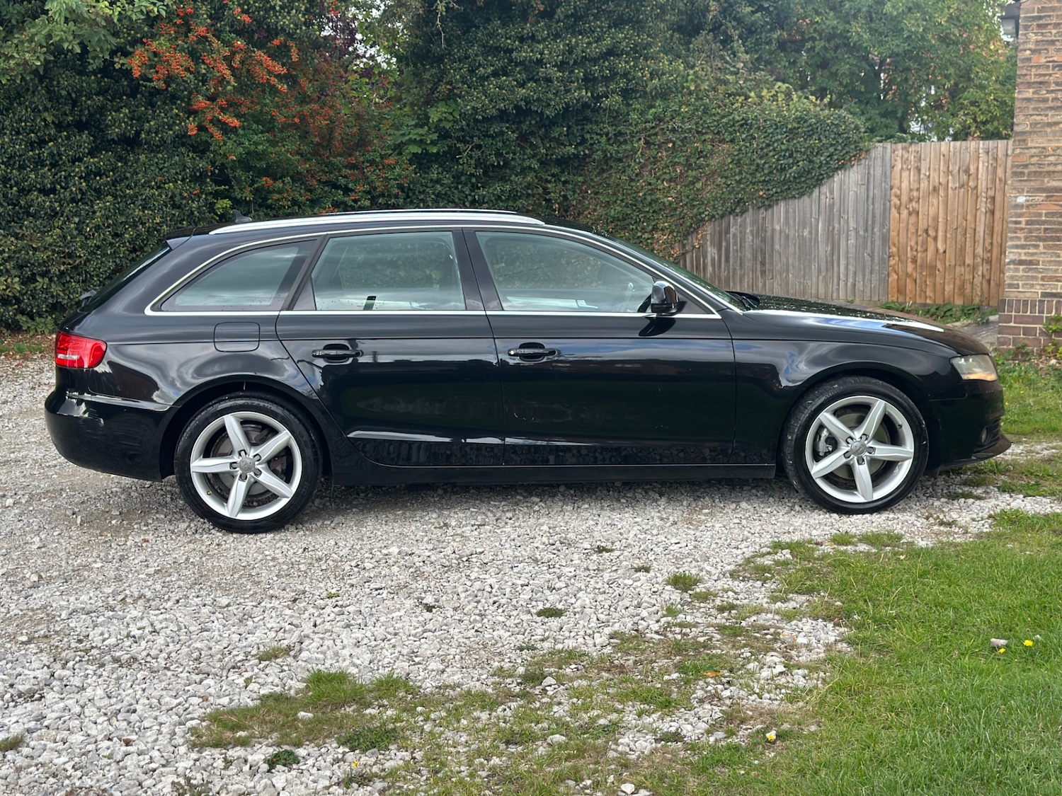 Used Audi A4 2009 for sale - 76129261: Photo 8