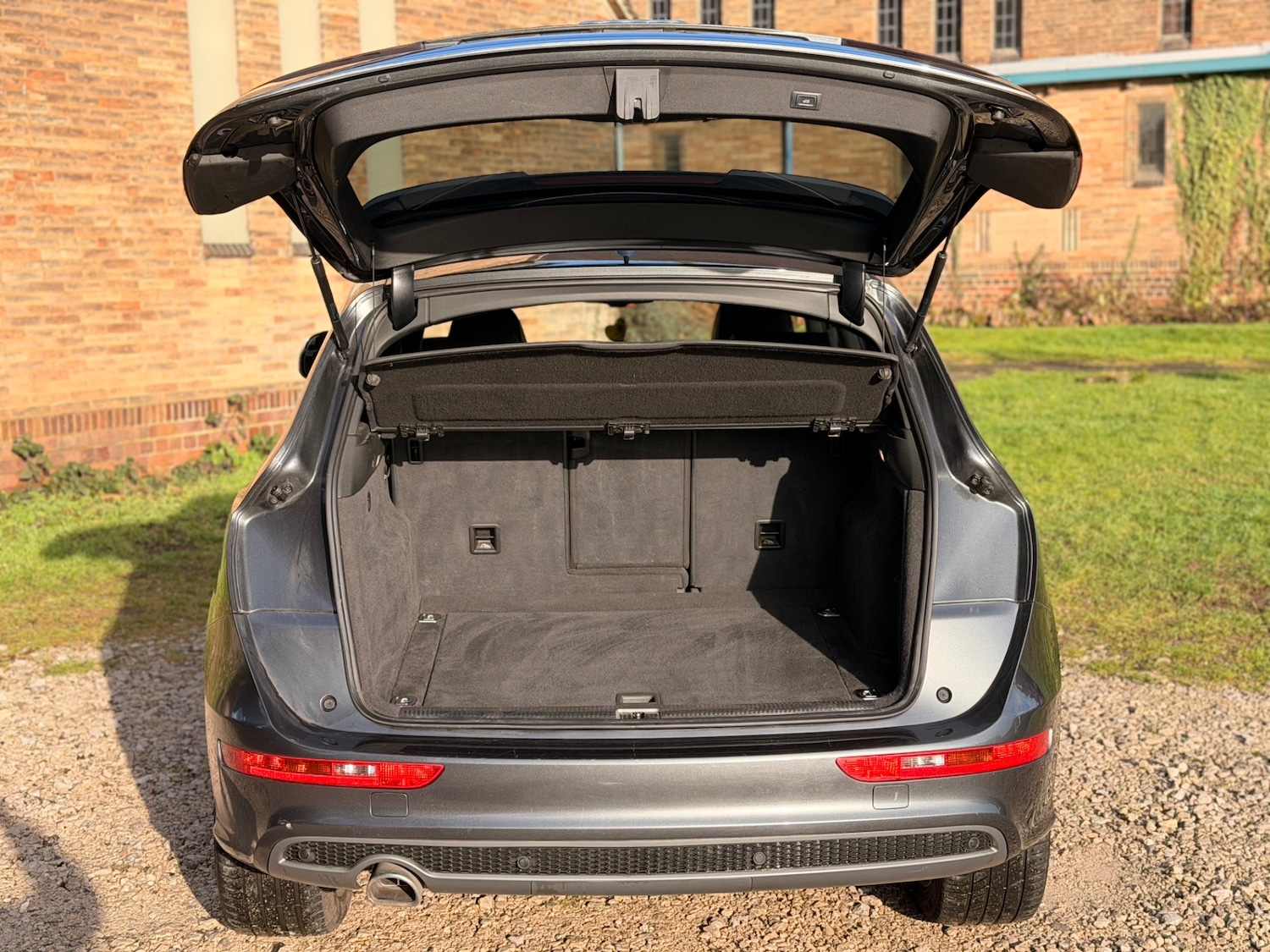 Used Audi Q5 2014 for sale - 77268176: Photo 32