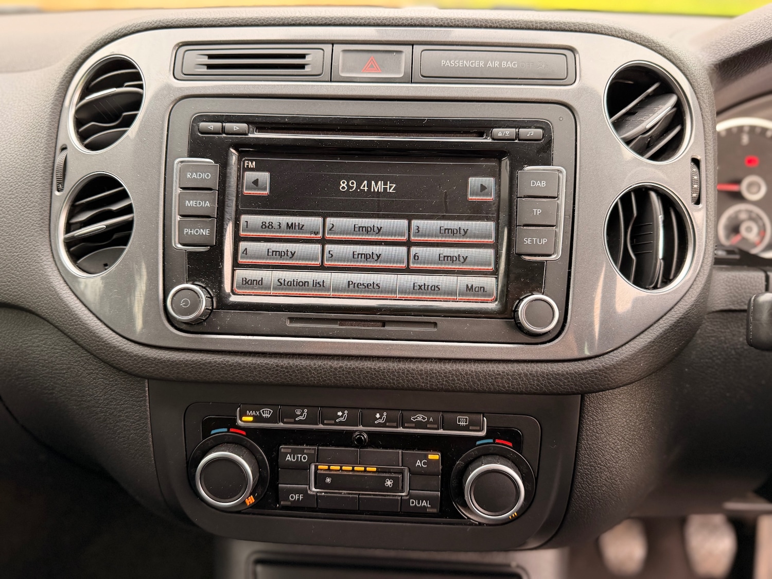 Used Volkswagen Tiguan 2011 for sale - 77213802: Photo 17