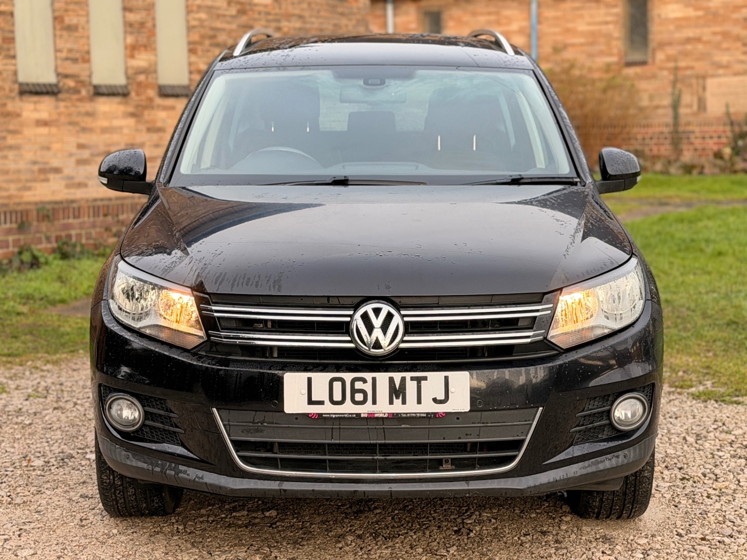 Used Volkswagen Tiguan 2011 for sale - 77213802: Photo 2
