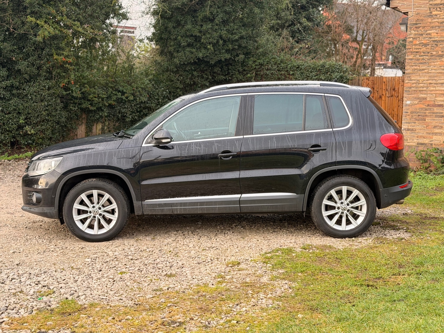 Used Volkswagen Tiguan 2011 for sale - 77213802: Photo 3