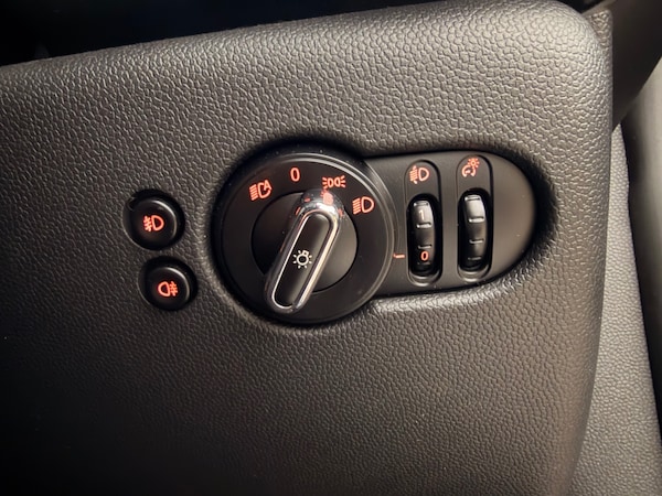 Used MINI Hatch 2015 for sale - 76268717: Photo 17