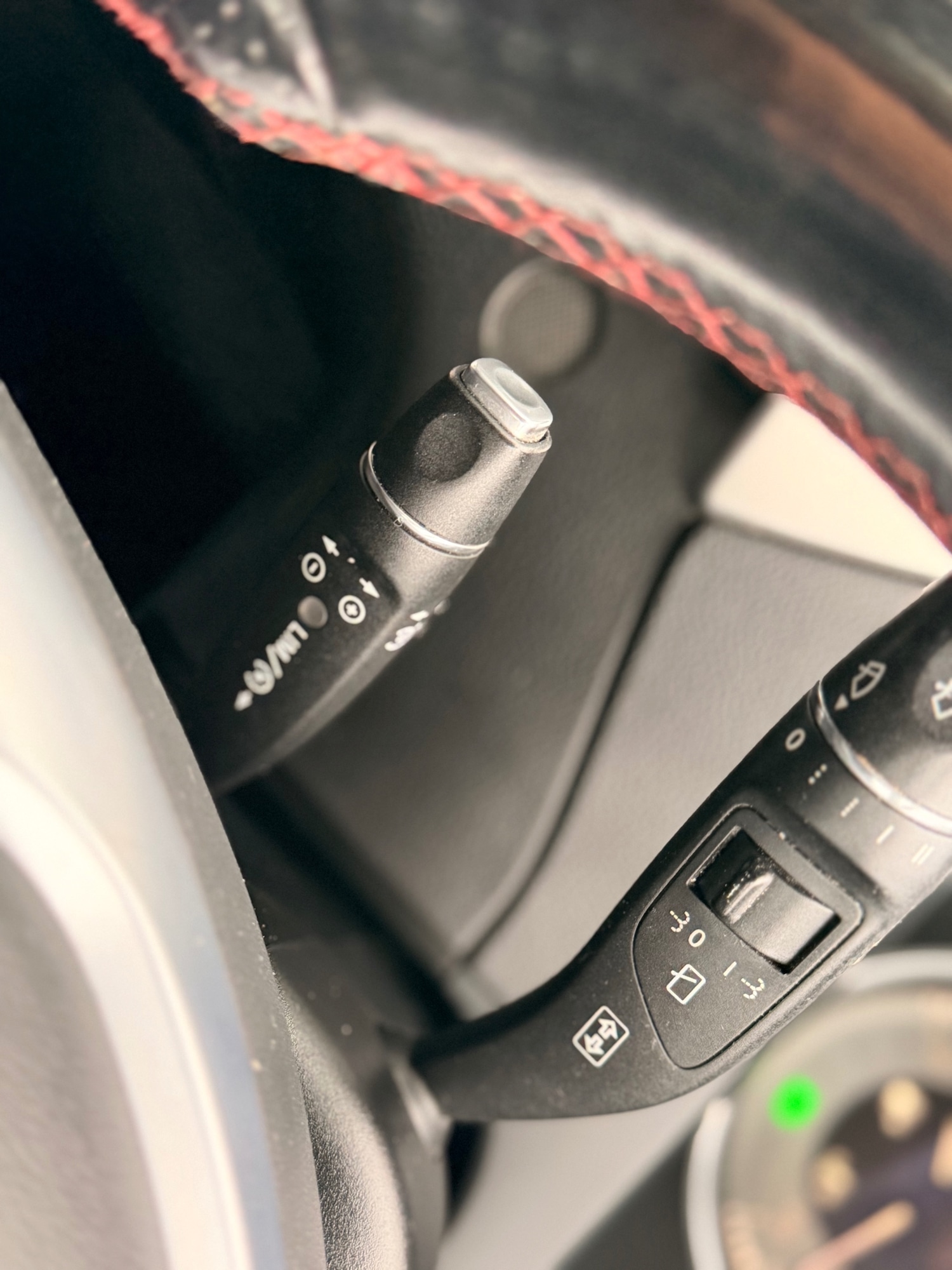 Used Mercedes-Benz C Class 2012 for sale - 76534080: Photo 35