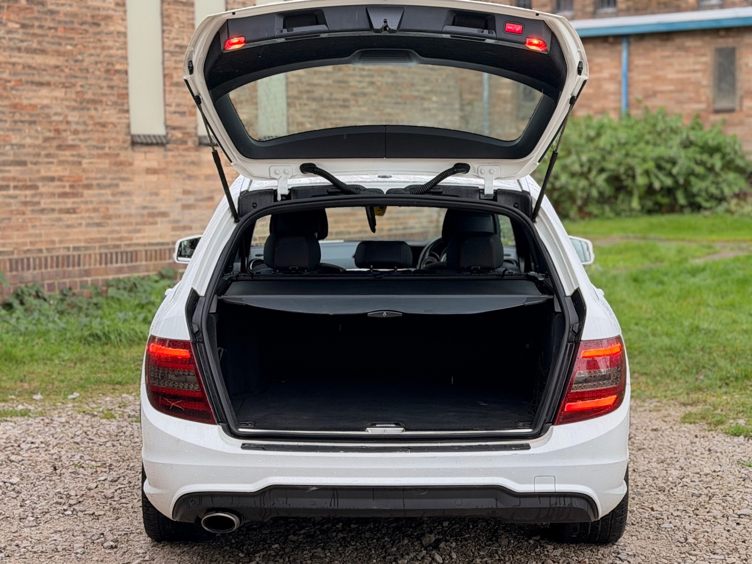 Used Mercedes-Benz C Class 2012 for sale - 76534080: Photo 9