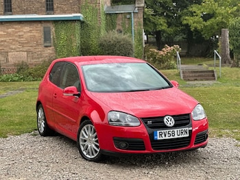 Volkswagen - Golf