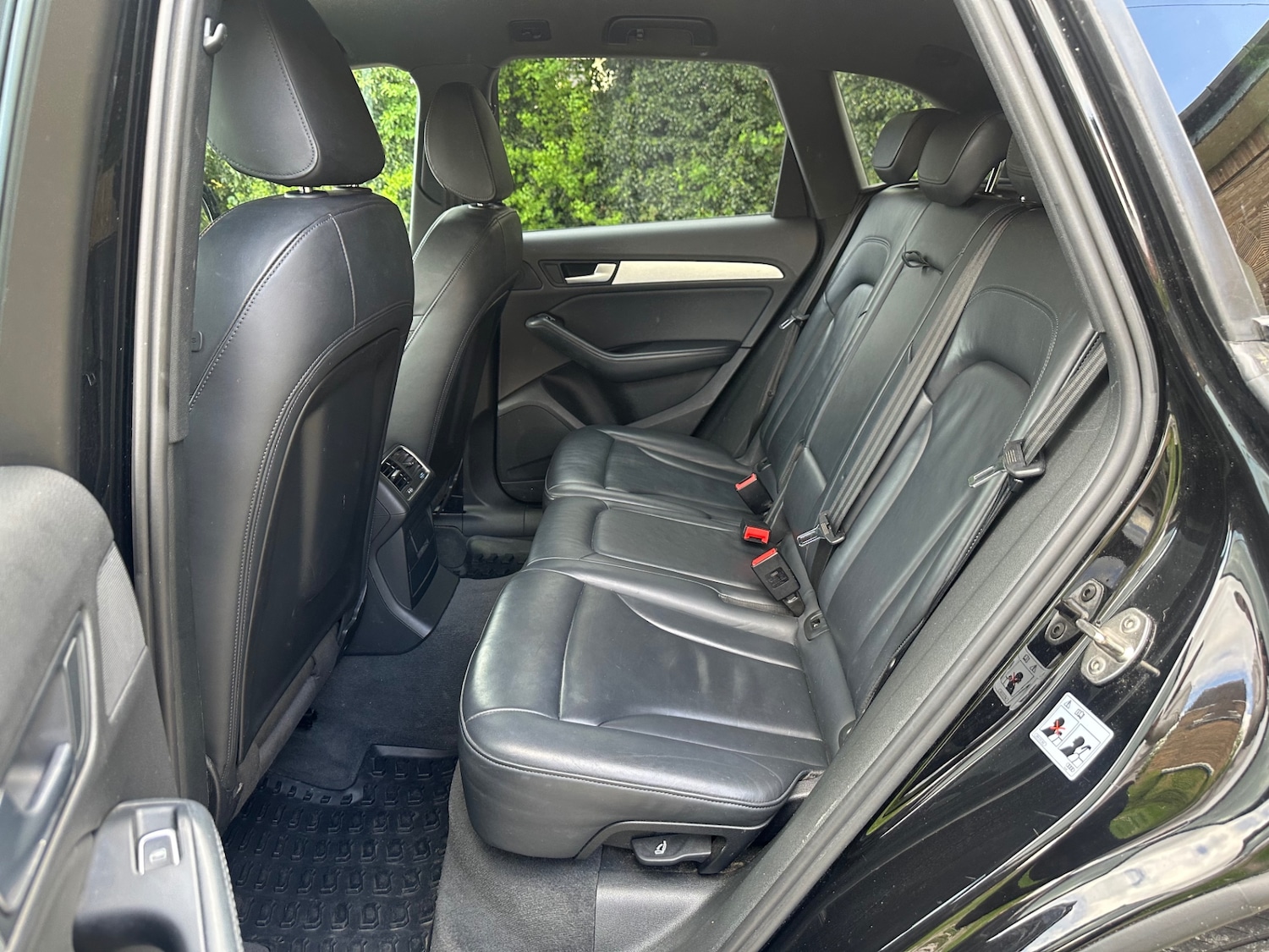 Vehicle 29