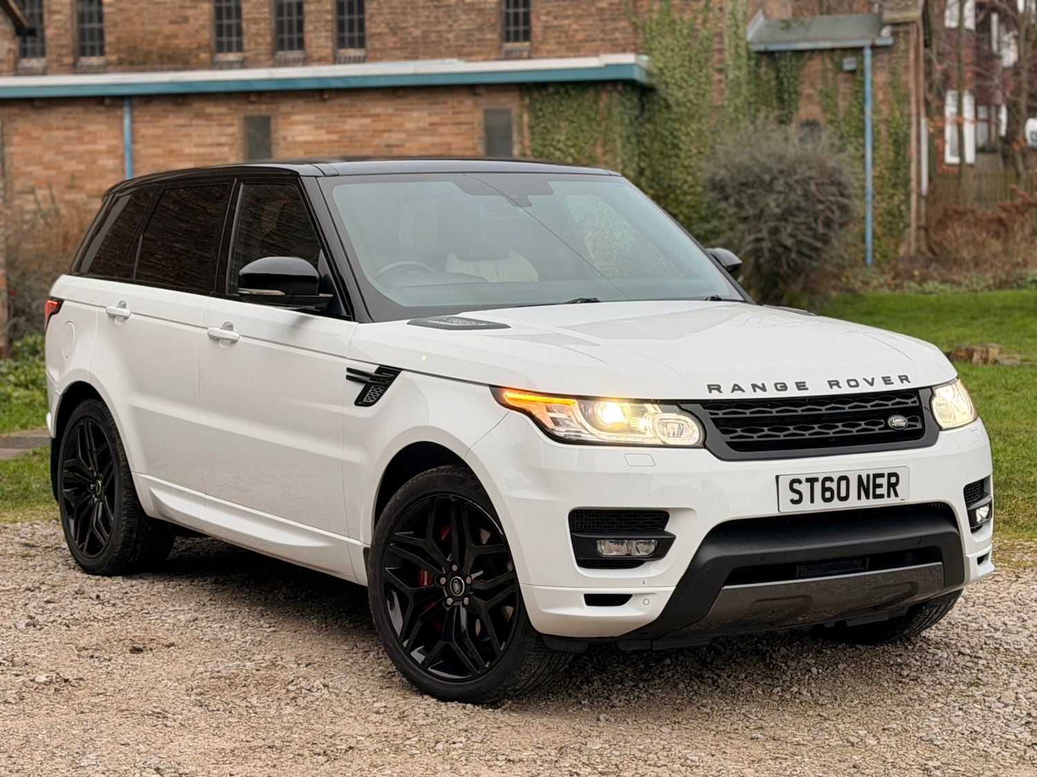 Used Land Rover Range Rover Sport 2013 for sale - 77396711: Photo 4