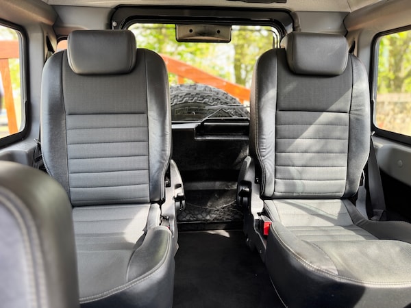 Used Land Rover Defender 2011 for sale - 74605342: Photo 17