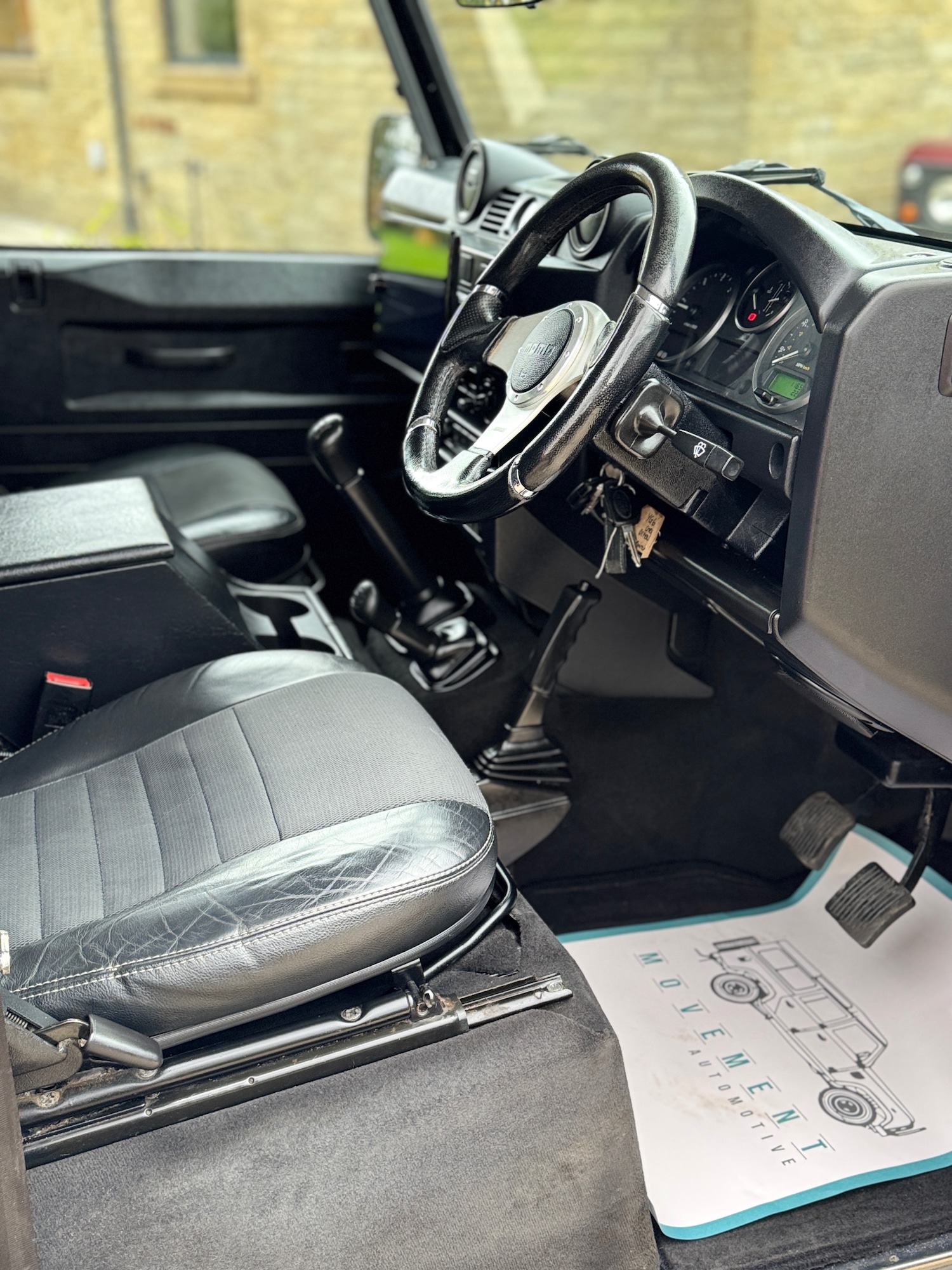 Used Land Rover Defender 2013 for sale - 78106005: Photo 12