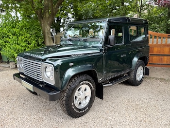 Used Land Rover Defender 2010 for sale - 79193546: Photo