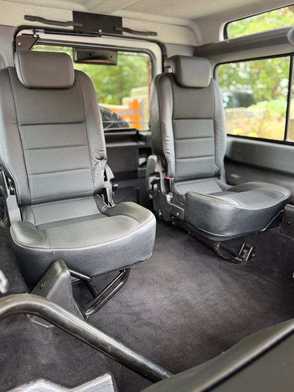 Used Land Rover Defender 2011 for sale - 75675419: Photo 18