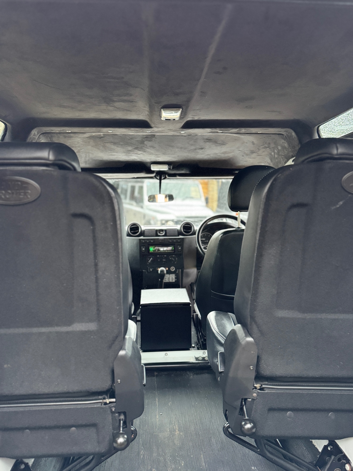 Used Land Rover Defender 2014 for sale - 76568242: Photo 10