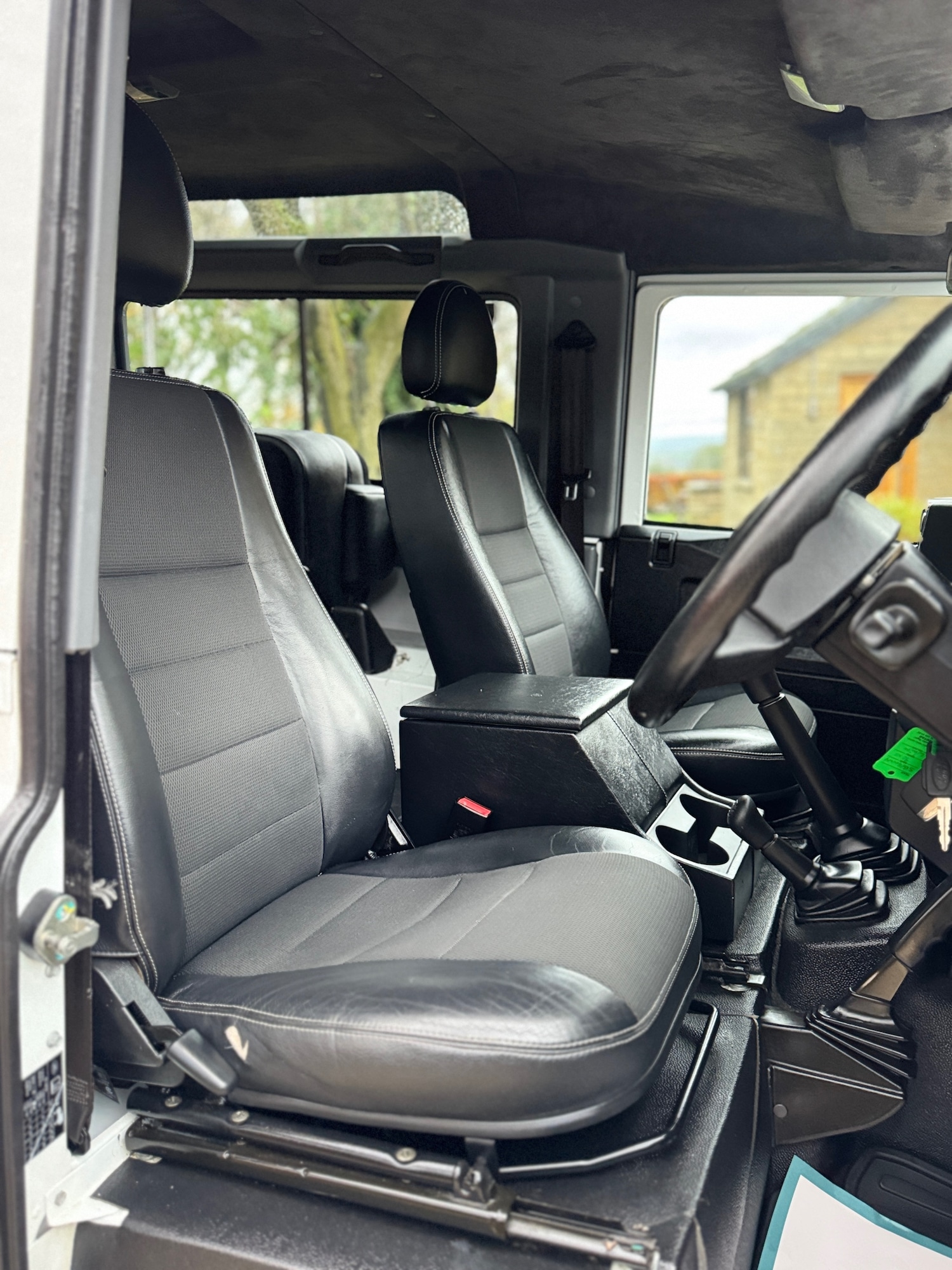 Used Land Rover Defender 2014 for sale - 76568242: Photo 12