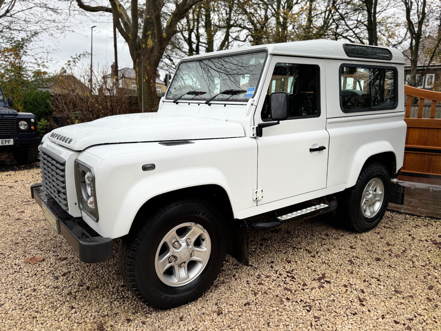 Used Land Rover Defender 2014 for sale - 76568242: Photo 3