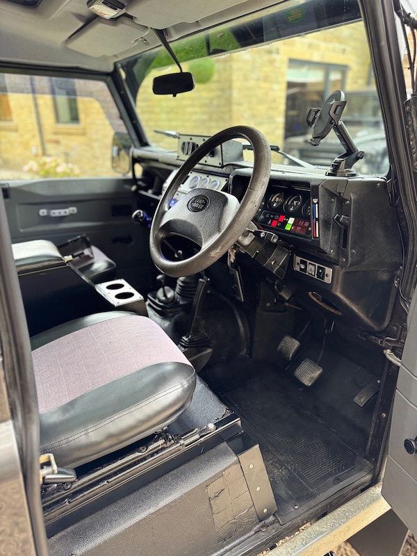 Used Land Rover Defender 1997 for sale - 76316066: Photo 15