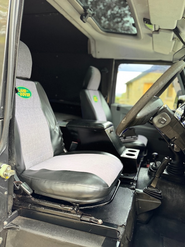 Used Land Rover Defender 1997 for sale - 76316066: Photo 16