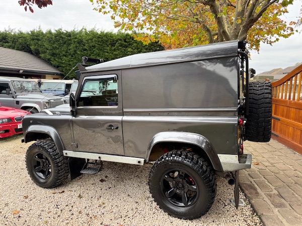 Used Land Rover Defender 1997 for sale - 76316066: Photo 6