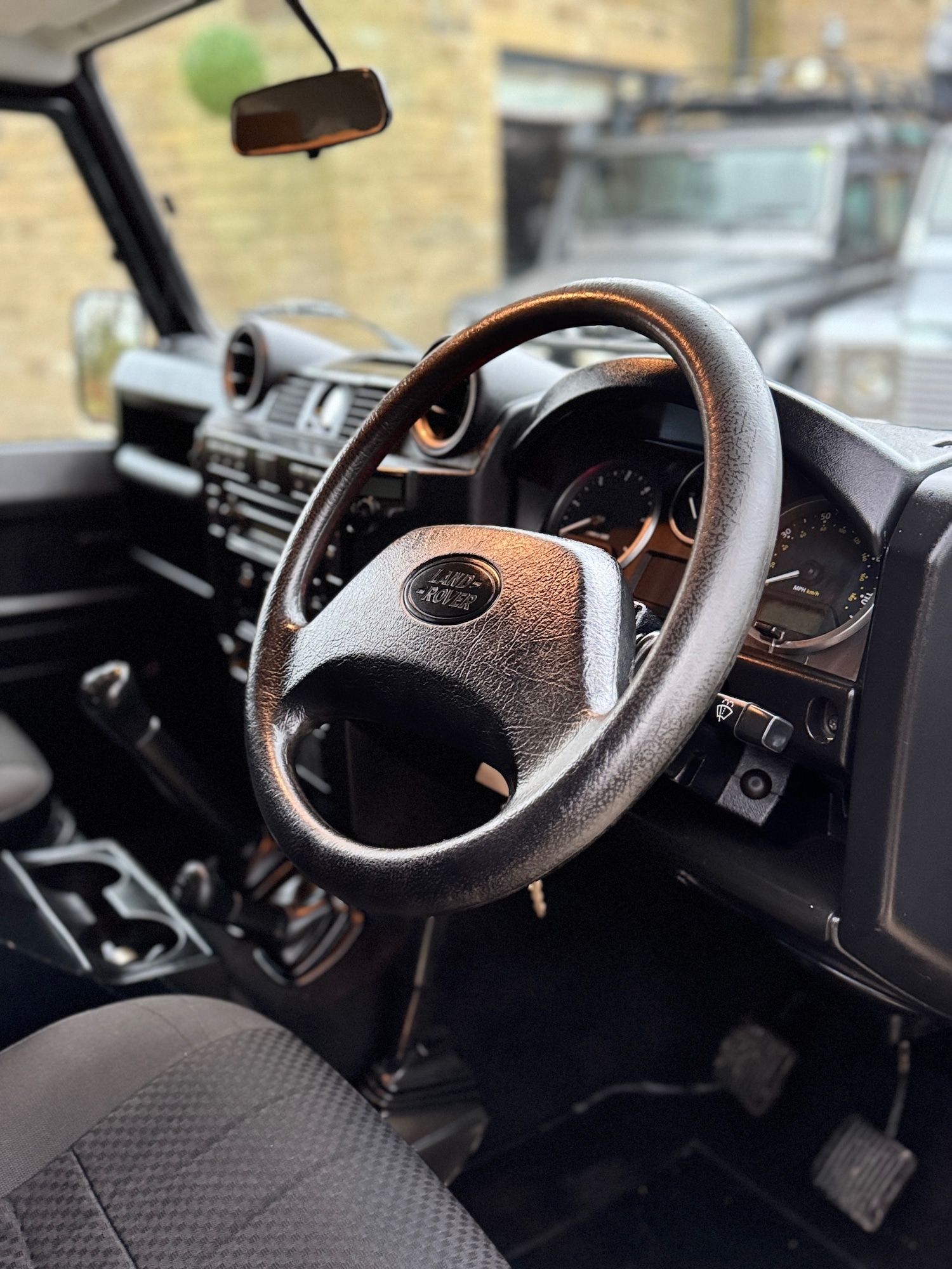 Used Land Rover Defender 2008 for sale - 76945946: Photo 14