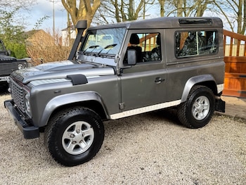 Used Land Rover Defender 2010 for sale - 78003920: Photo