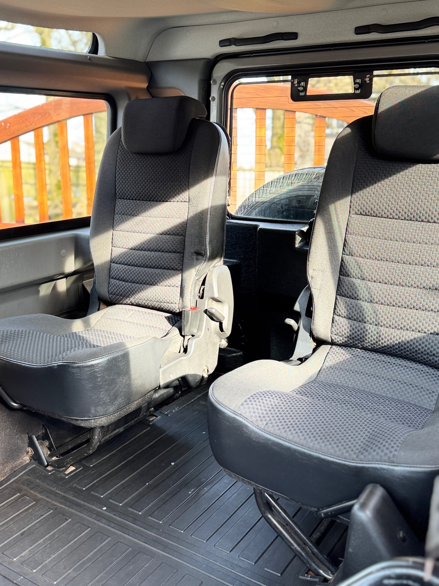 Used Land Rover Defender 2010 for sale - 78003920: Photo 5