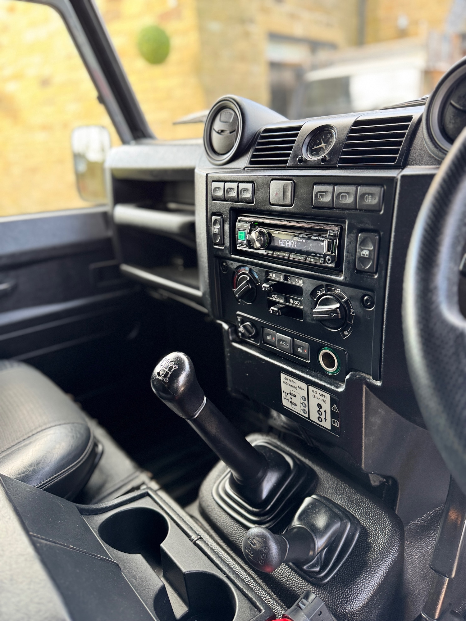 Used Land Rover Defender 2015 for sale - 78001531: Photo 14