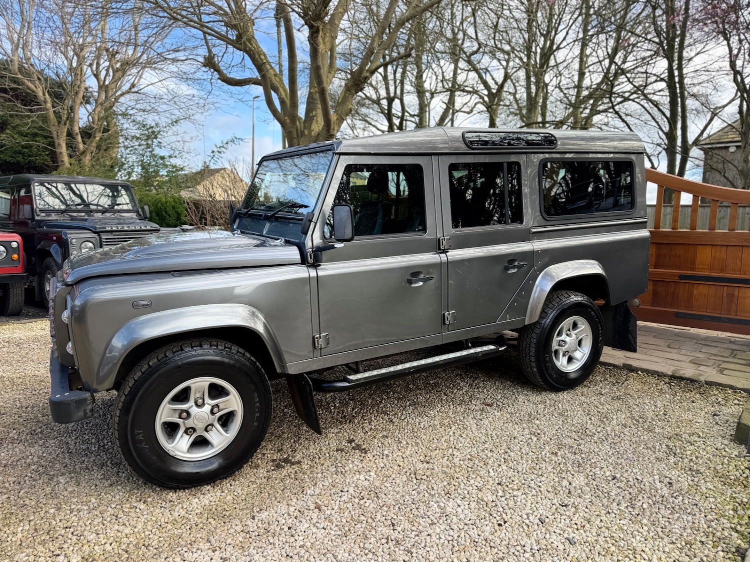 Used Land Rover Defender 2015 for sale - 78001531: Photo 3