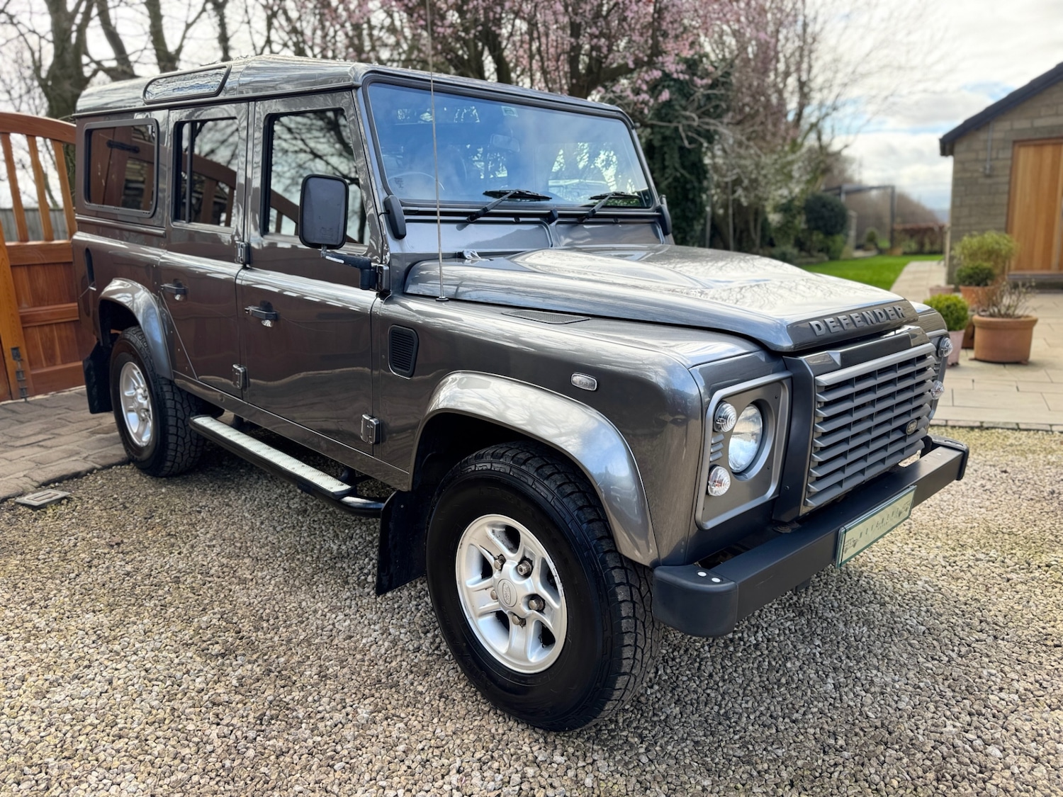 Used Land Rover Defender 2015 for sale - 78001531: Photo 9