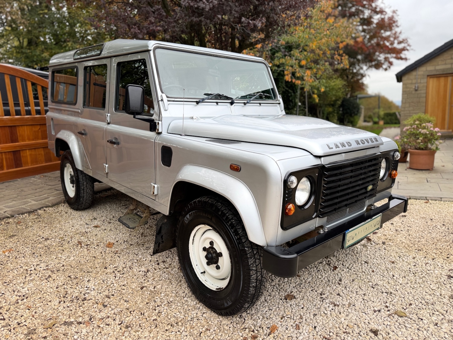 Used Land Rover Defender 2009 for sale - 76316071: Photo 10