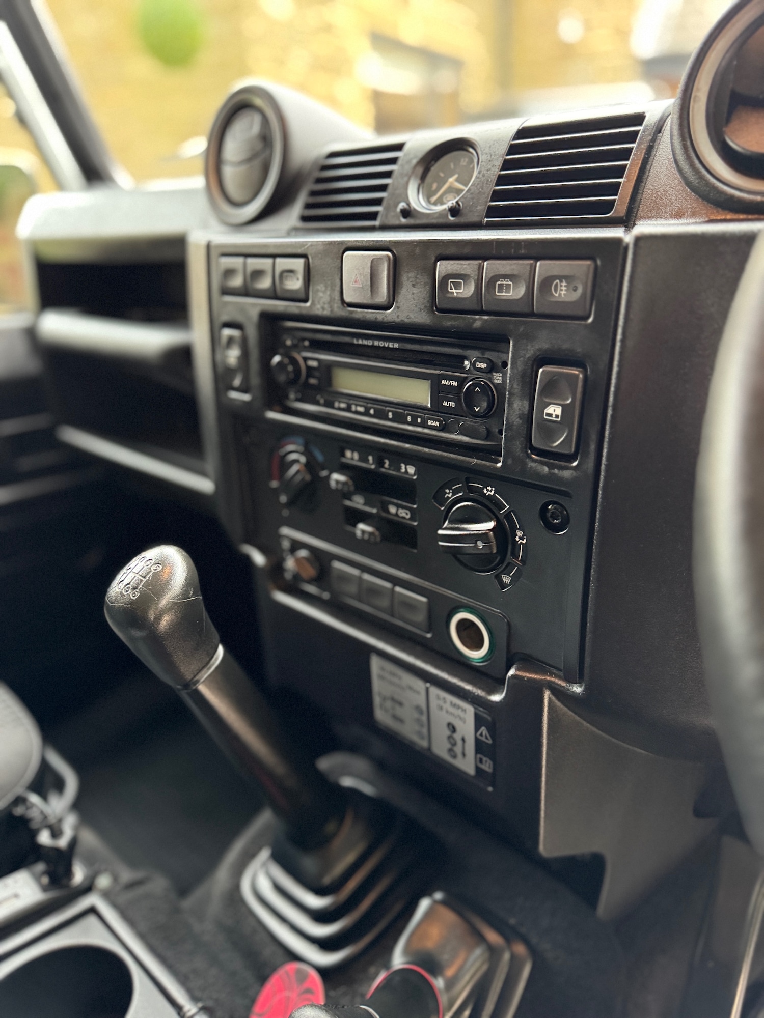 Used Land Rover Defender 2009 for sale - 76316071: Photo 15