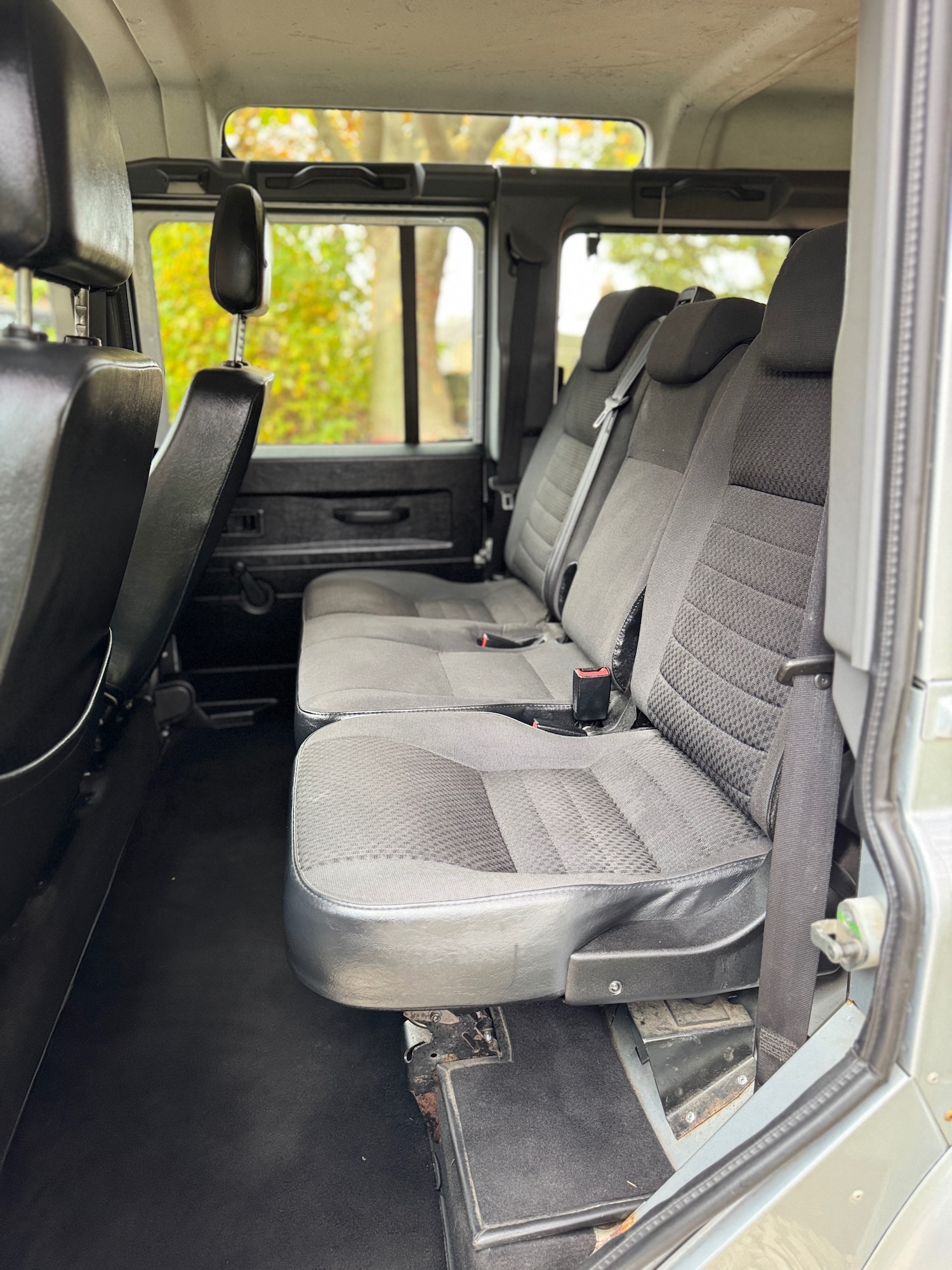 Used Land Rover Defender 2009 for sale - 76316071: Photo 19