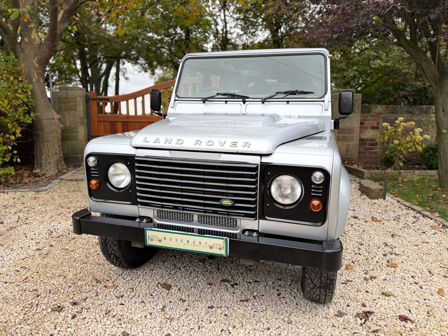 Used Land Rover Defender 2009 for sale - 76316071: Photo 8