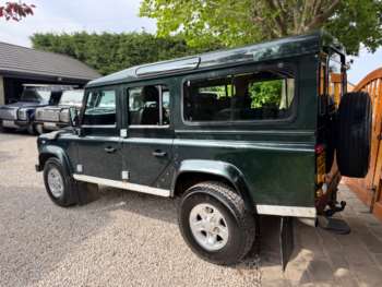 Used Land Rover Defender 2009 for sale - 74970175: Photo