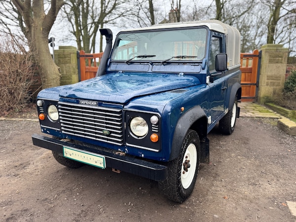 Used Land Rover Defender 1998 for sale - 73687199: Photo 1