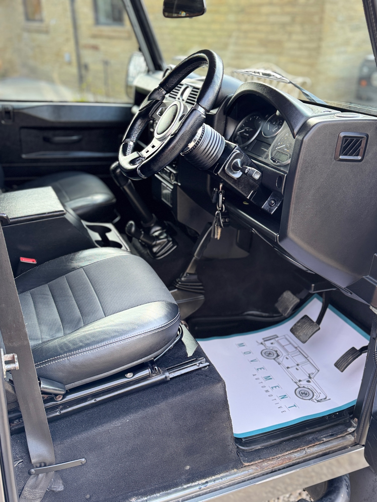 Used Land Rover Defender 2009 for sale - 78001532: Photo 14