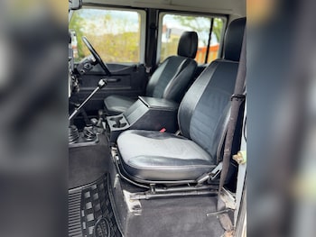 Used Land Rover Defender 2005 for sale - 78565268: Photo