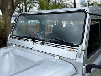 Used Land Rover Defender 2005 for sale - 78565268: Photo