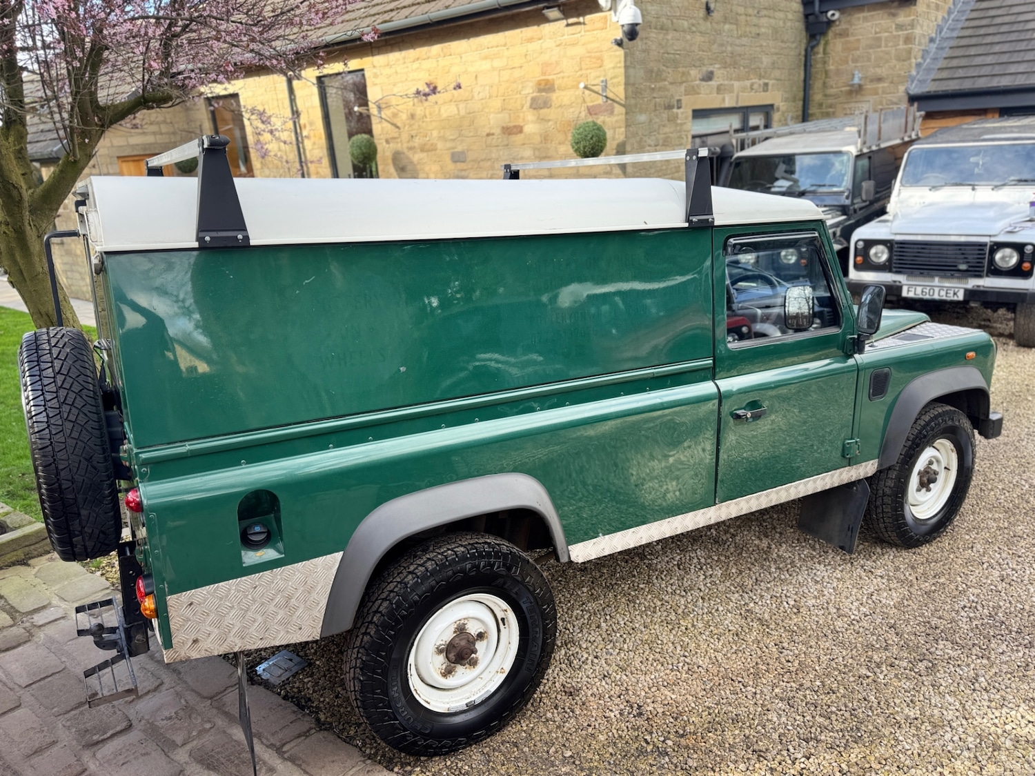 Used Land Rover Defender 2004 for sale - 78001538: Photo 14