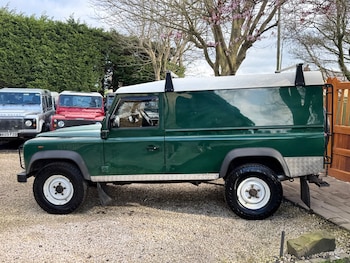 Used Land Rover Defender 2004 for sale - 78001538: Photo