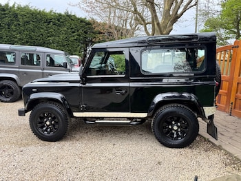 Used Land Rover Defender 2014 for sale - 78565471: Photo