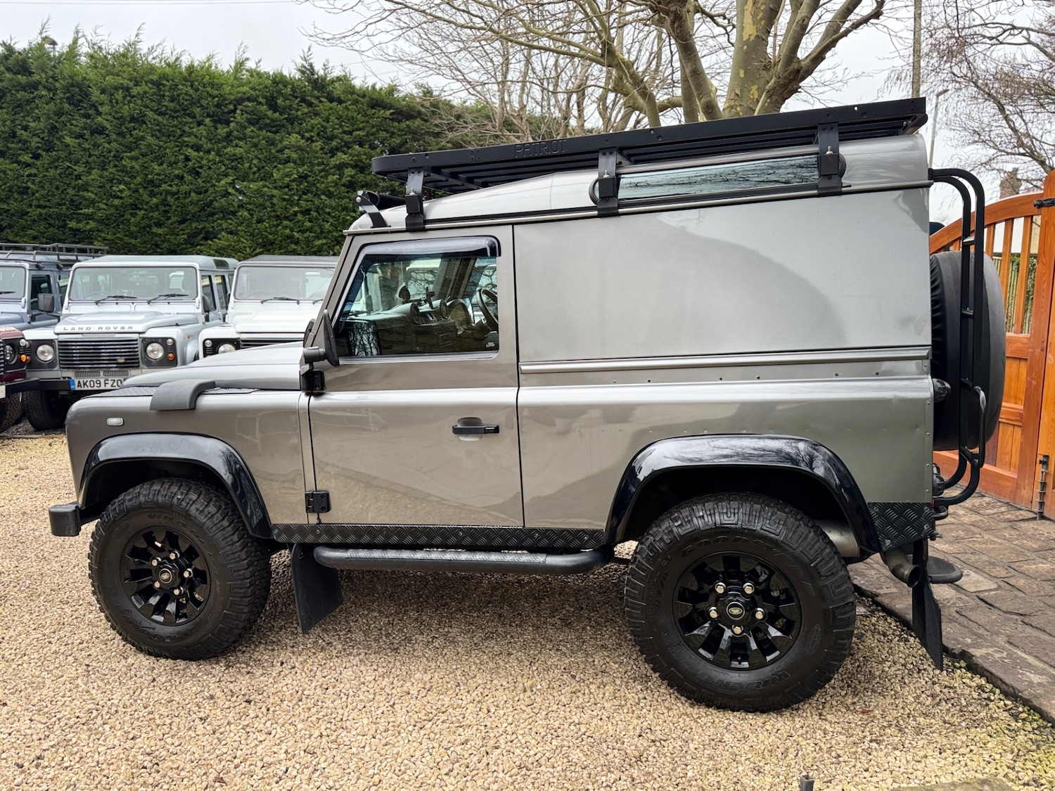 Used Land Rover Defender 2008 for sale - 77036494: Photo 5