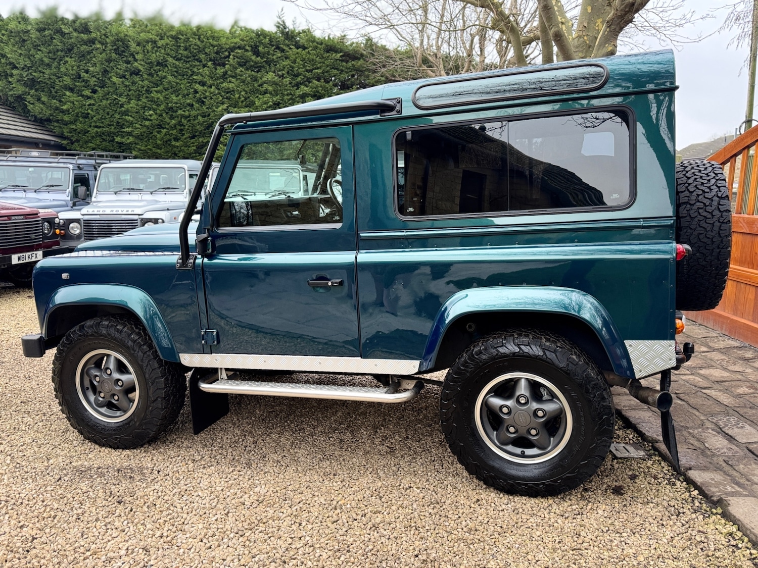 Used Land Rover Defender 90 1998 for sale - 77036491: Photo 5