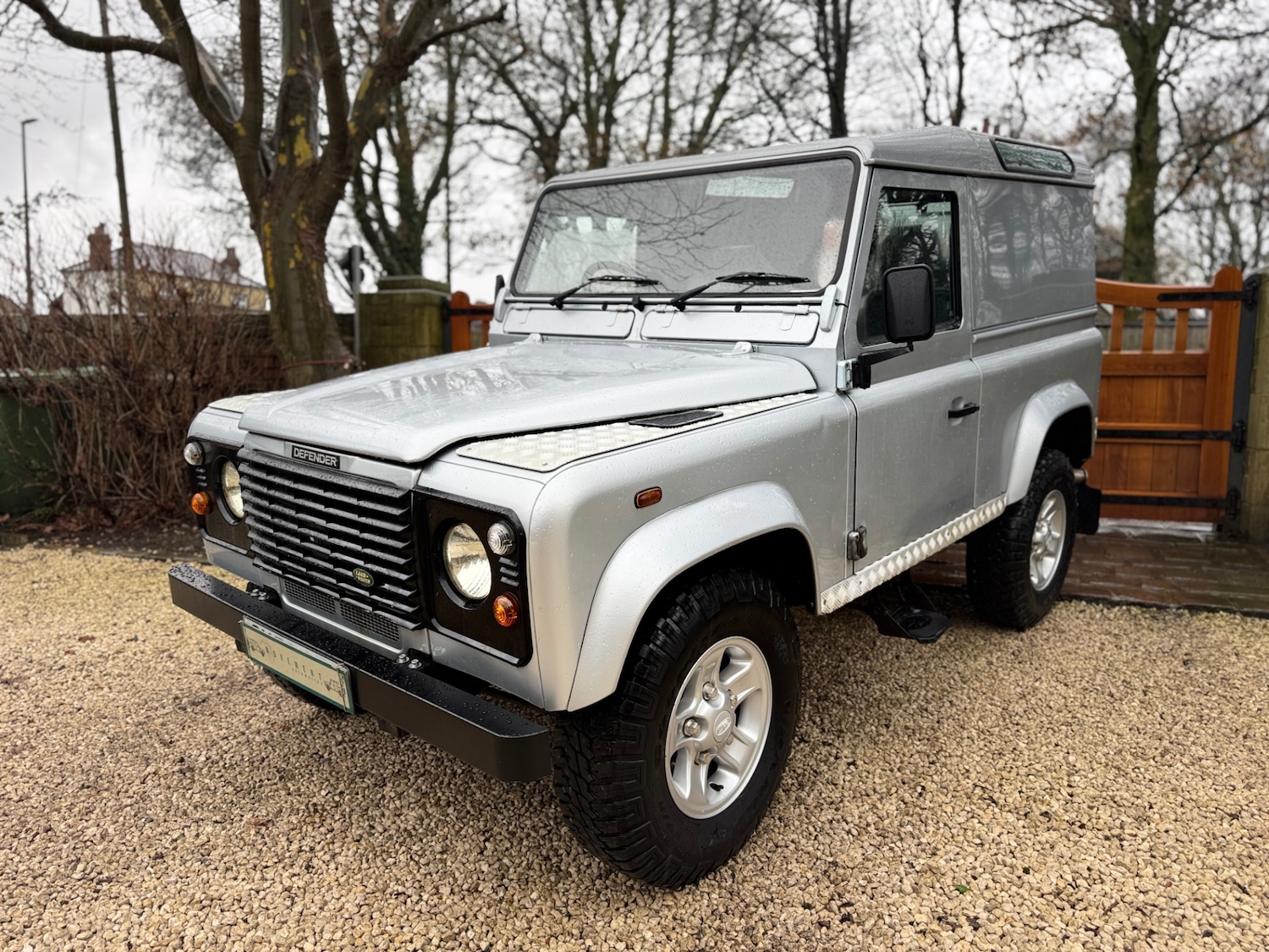 Used Land Rover Defender 2006 for sale - 77036597: Photo 2