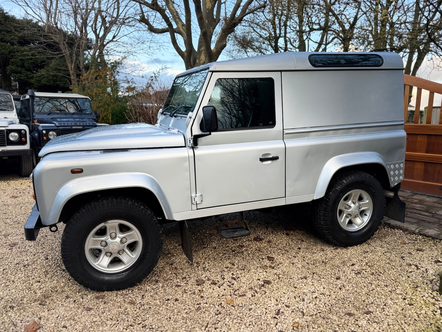 Used Land Rover Defender 2007 for sale - 76568250: Photo 4