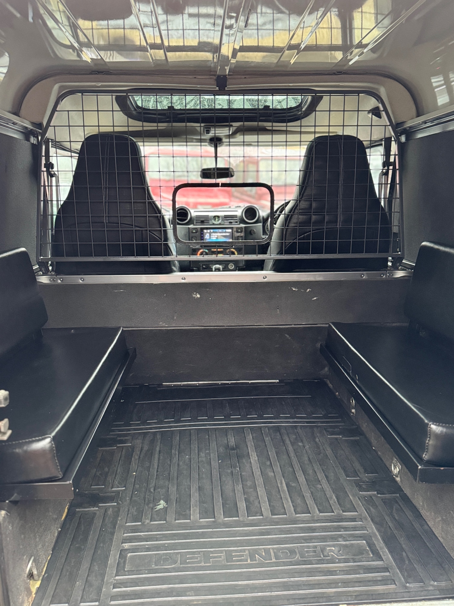 Used Land Rover Defender 2012 for sale - 77036489: Photo 19