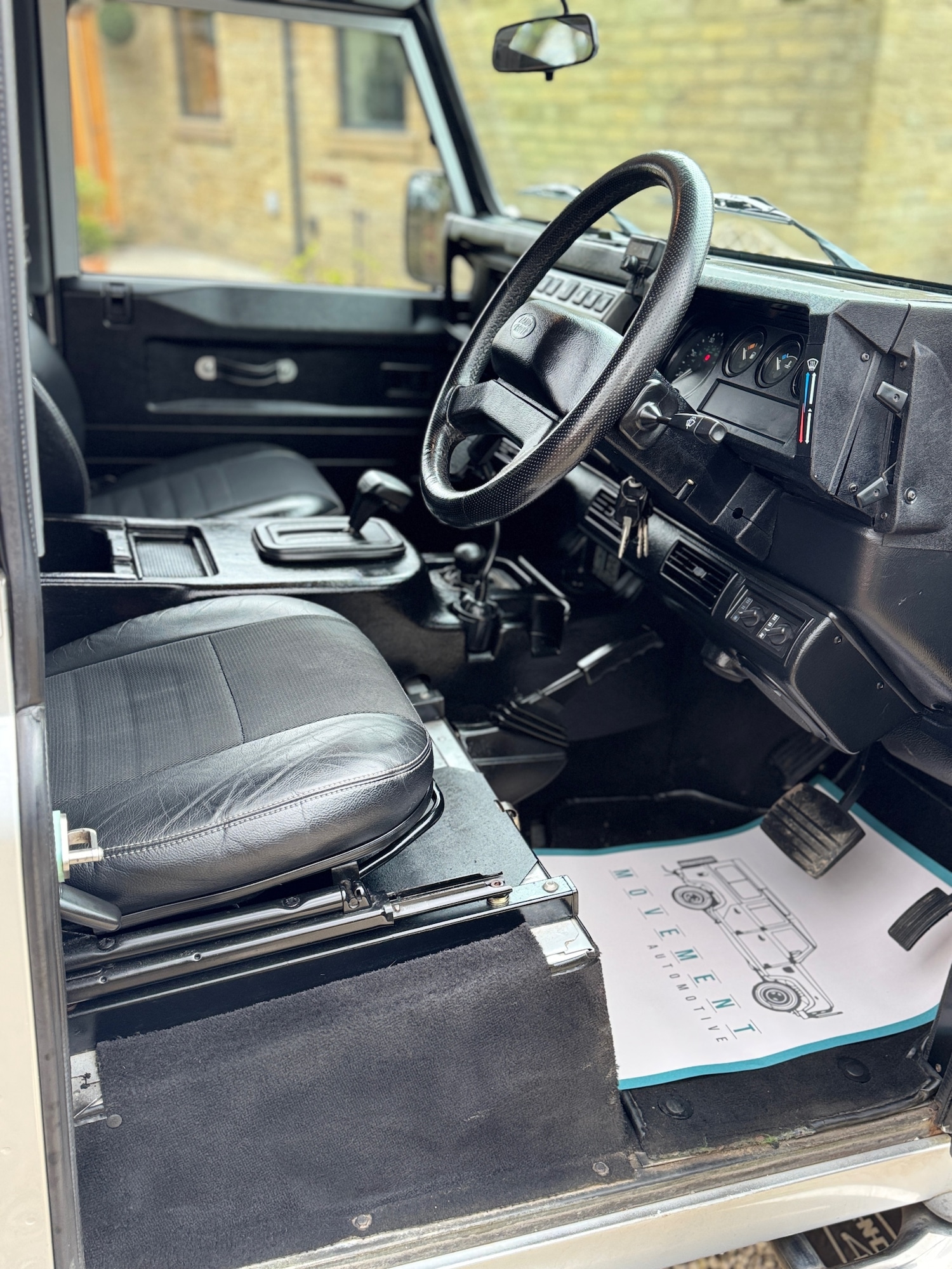 Used Land Rover Defender 2004 for sale - 78106008: Photo 14