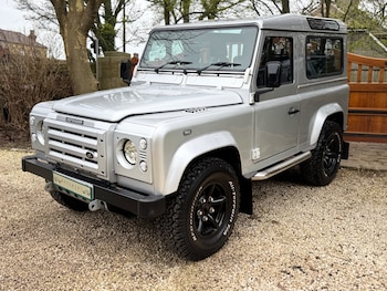 Used Land Rover Defender 2004 for sale - 78106008: Photo