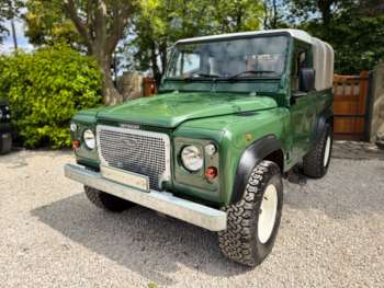 Used Land Rover Defender 90 1998 for sale - 74717616: Photo